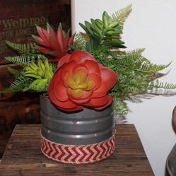 Rustic Vintage Farmhouse Metal Can w/NEW Red Succulent & Fern Arrangement