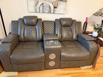 Leather sofa with speakers!