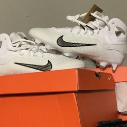 Nike Cleats Size 9.5