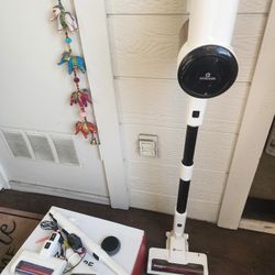 Cordless Vacuum 