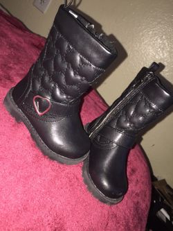 Size 4 baby/toddler boots