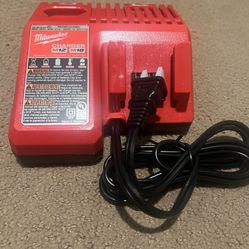 Brand New Milwaukee M12 M18 Charger – (Unused)