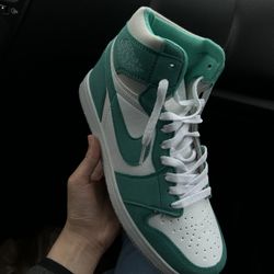 Jordan 1 Size 8.5