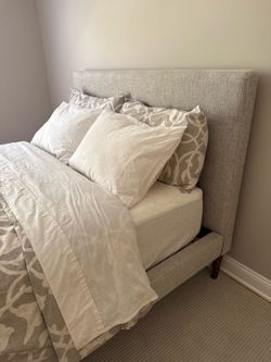 Barbara Barry Queen Bedding Set
