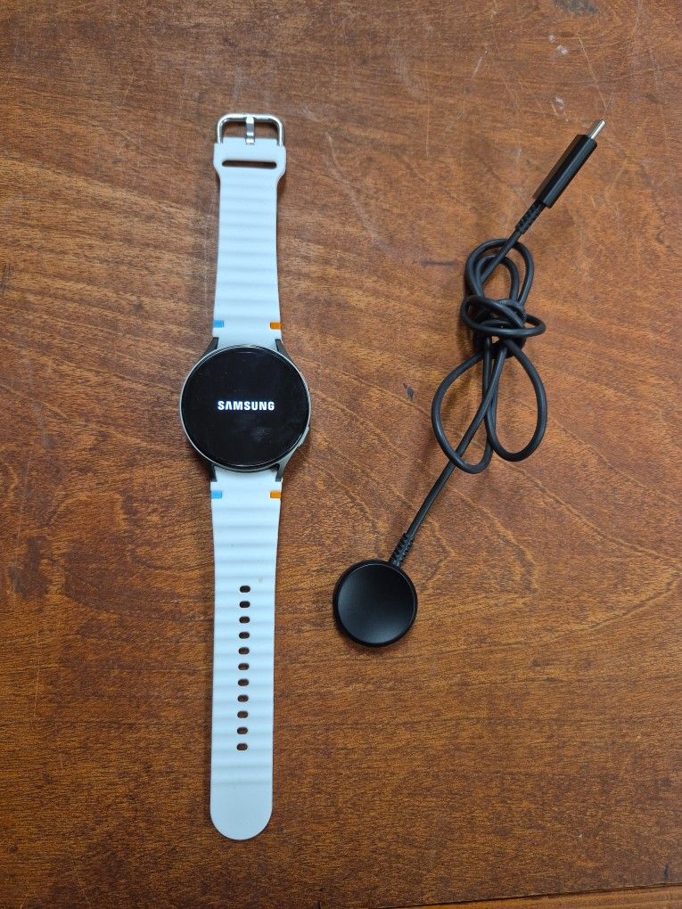 Samsung Galaxy Watch 7 GPS/LTE 44mm