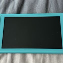 Nintendo Switch Lite In Turquoise 