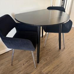 Small Kitchen/Dining Table Set — Black 