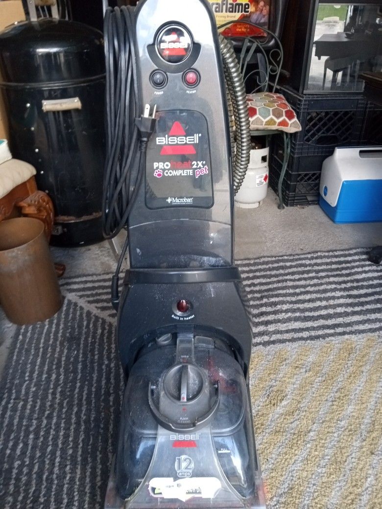 BISSELL ProHeat 2X Revolution Petr
Bissell
BISSELL ProHeat 2X Revolution Pet Pro Plus Carpet