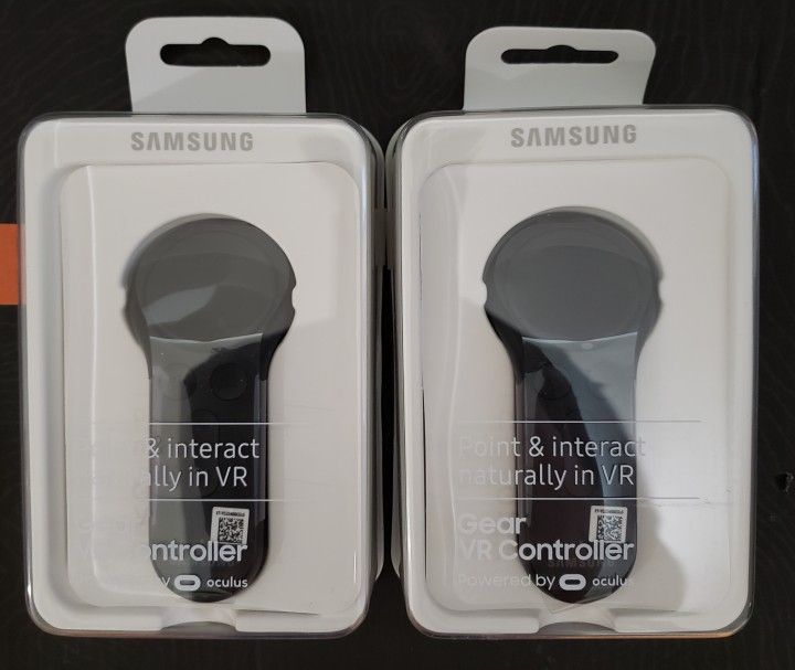 Samsung Gear VR Controllers