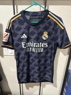 Real Madrid Jersey Adult small 