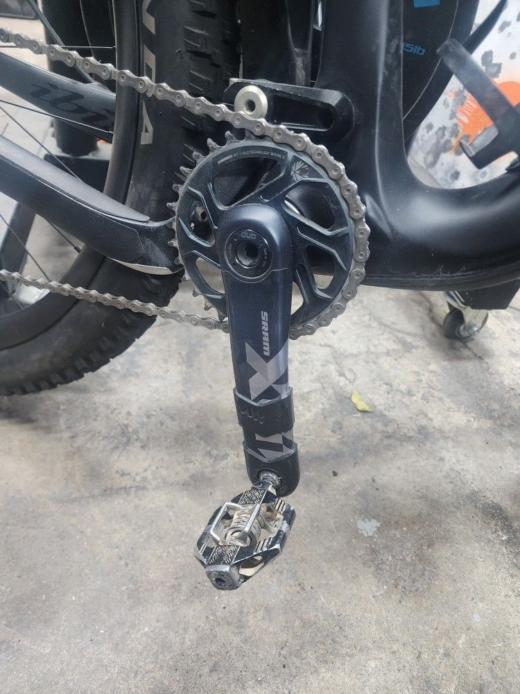 SRAM X01 Eagle Boost Crankset - 165mm  32t  