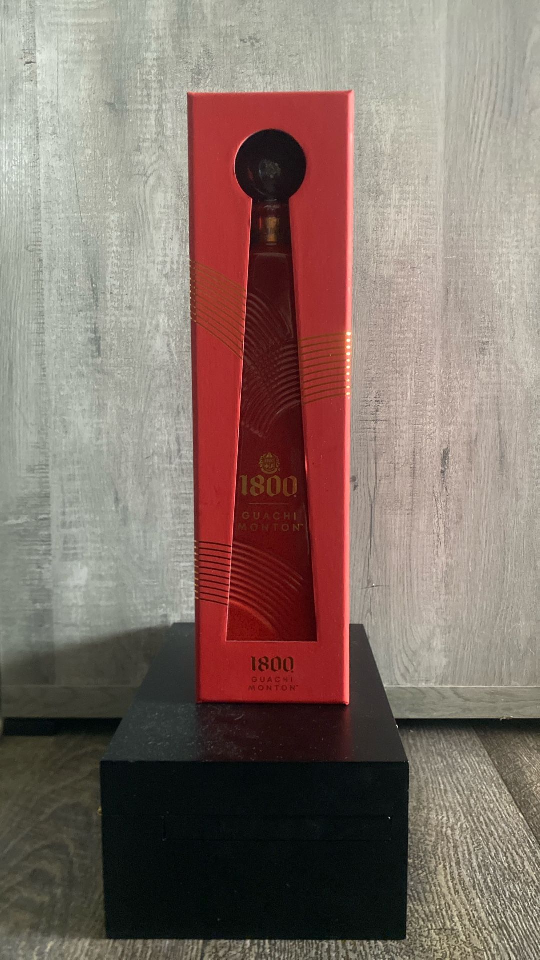 1800 Guachi Monton
