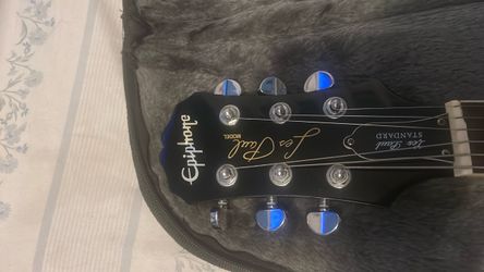 Les Paul Epiphone guitar with Grover tuning knobs