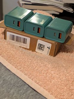 3 pack (20 W) green charging blocks