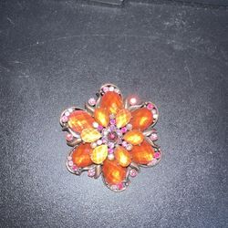 Large Orange Coral color Flower Gold  tone  Brooch Vintage  beautiful