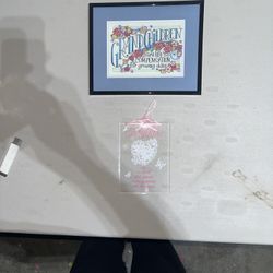 Grandchildren and Mother Wall Decor