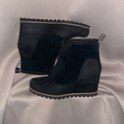 Women’s Uggs Boots 