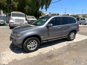 2006 BMW X5. V8 4.4 Engine, clean title