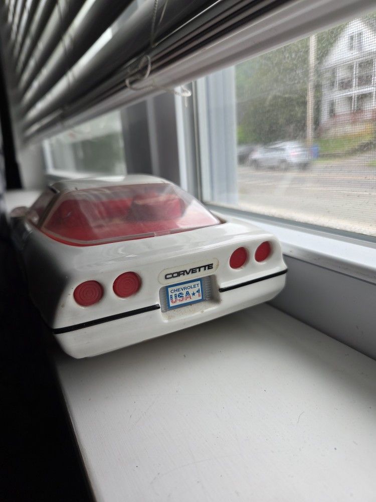 1984 Corvette James B. Beam Decanter