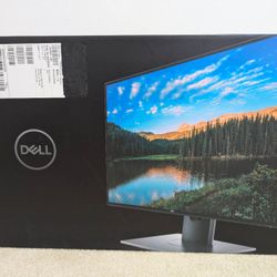 Dell U2718Q