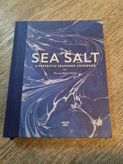 Sea Salt: A Perfectly Seasoned Cookbook – Halen Môn