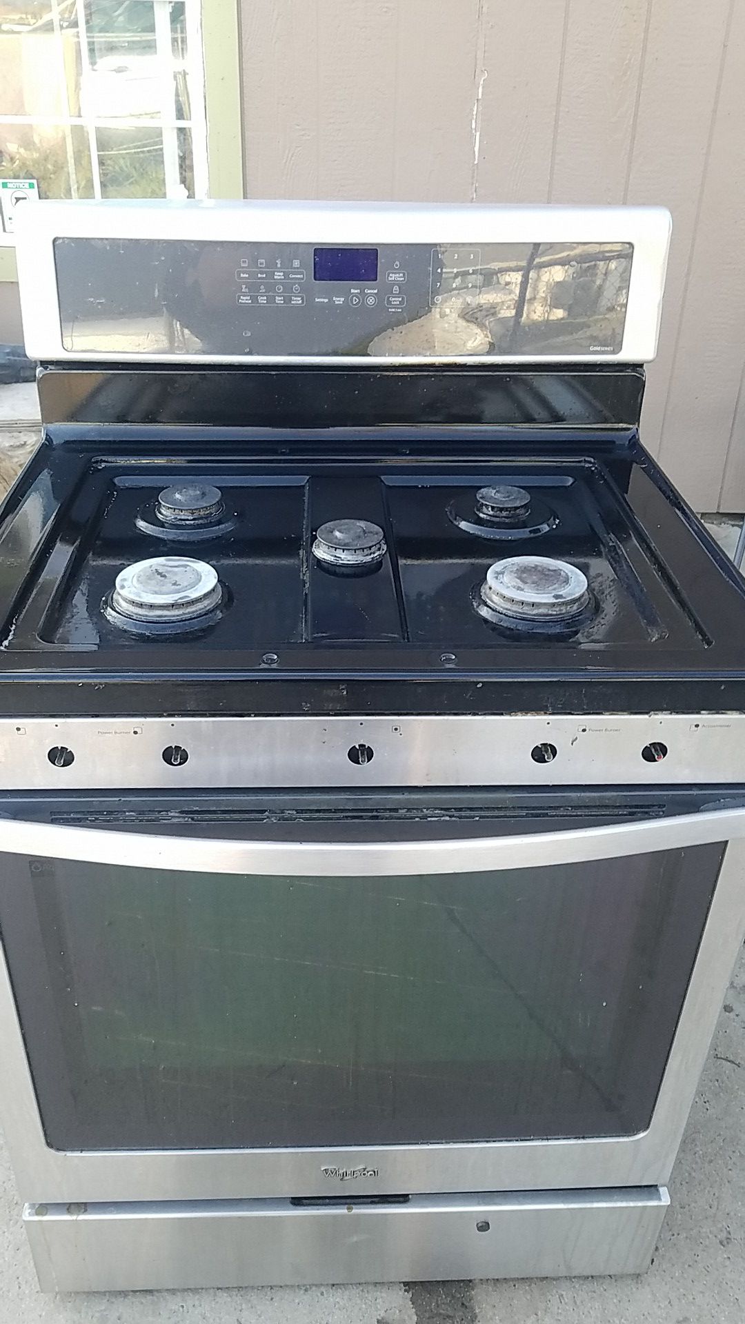 Whirlpool Gold Series Stove
