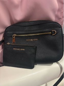 Micheal Kors Black Purse w Matching Wallet