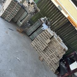 Commercial Bricks Discount Price 