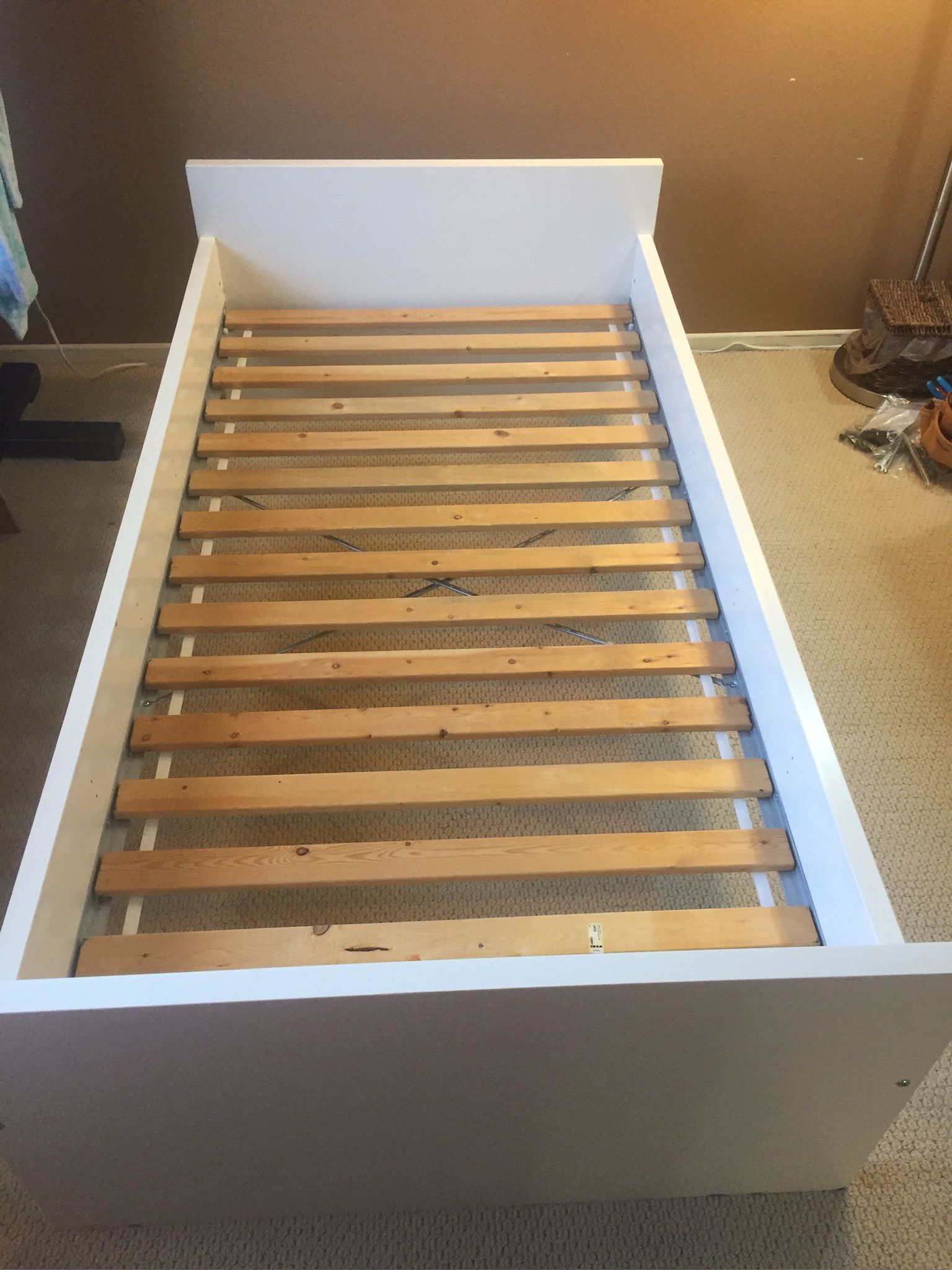 White Wooden Twin Bed Frame With 3drawers & Mattress