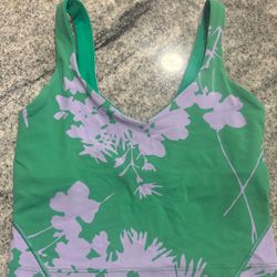 Lululemon Floral V-Neck Crop Tank – Size XS (Excellent Condition)