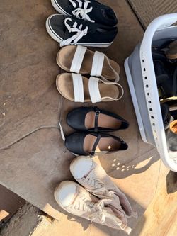 Kids shoes