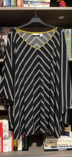 Susan Graver Black White Stripe V Neck Tunic, Size 3X