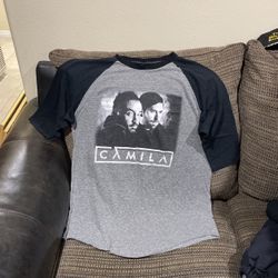 Size XL.Camila Íntimos Tour T-Shirt.