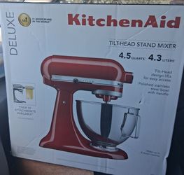 Deluxe Kitchen-Aid Tilt Head Stand Mixer