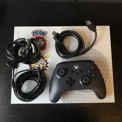 Xbox One S 500 Gb With Wired Controller 