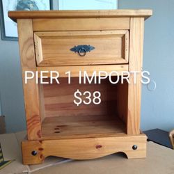 PIER 1 IMPORTS RUSTIC NIGHTSTAND/END TABLE.  THIS NIGHT STAND / END TABLE IS IN EXCELLENT CONDITION!  VERY NICE SOLID PIECE!! 