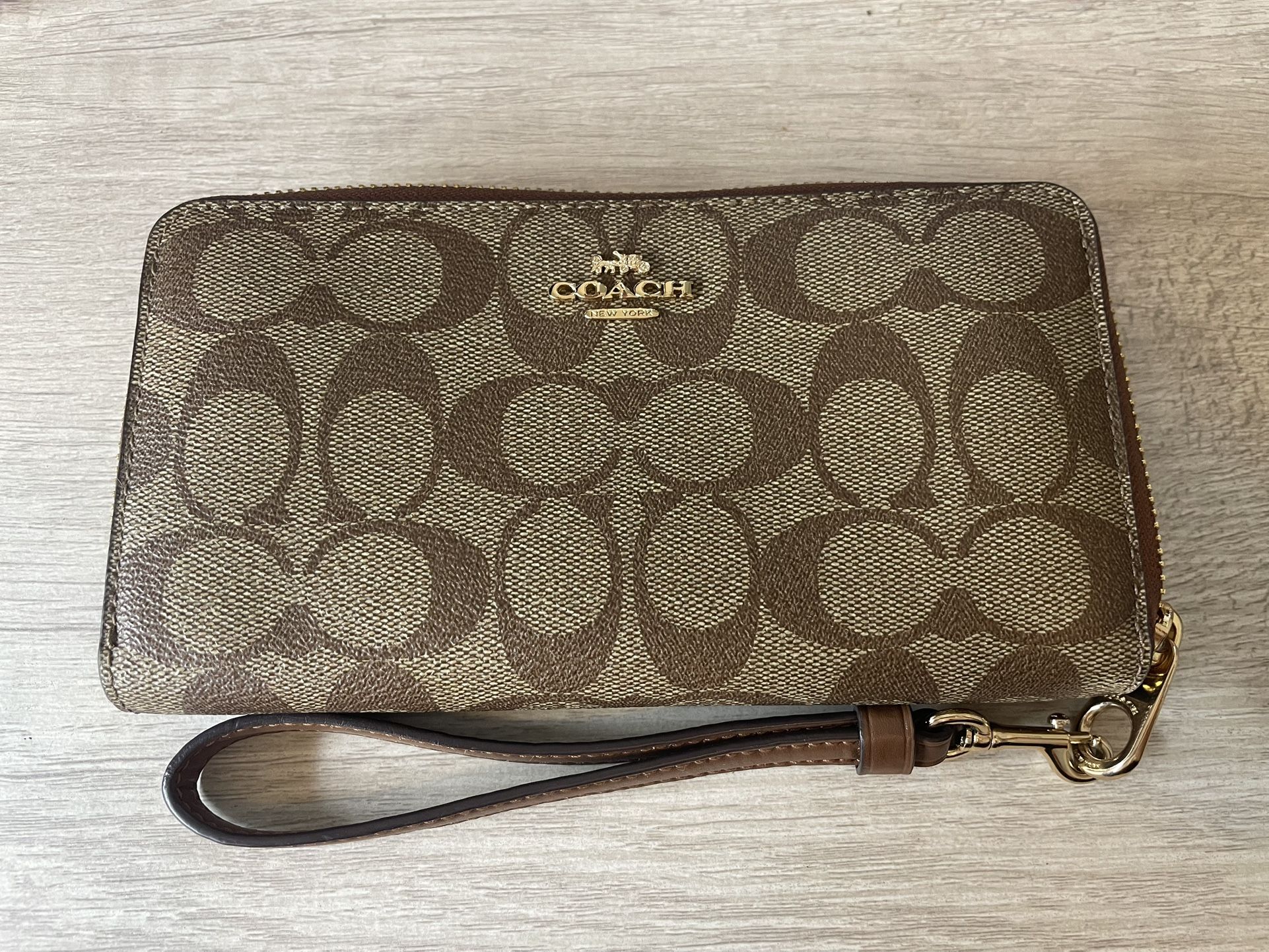 Coach Long Zip Around Wallet In Signature Canvas