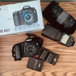 Canon 60D DSLR/ With extras