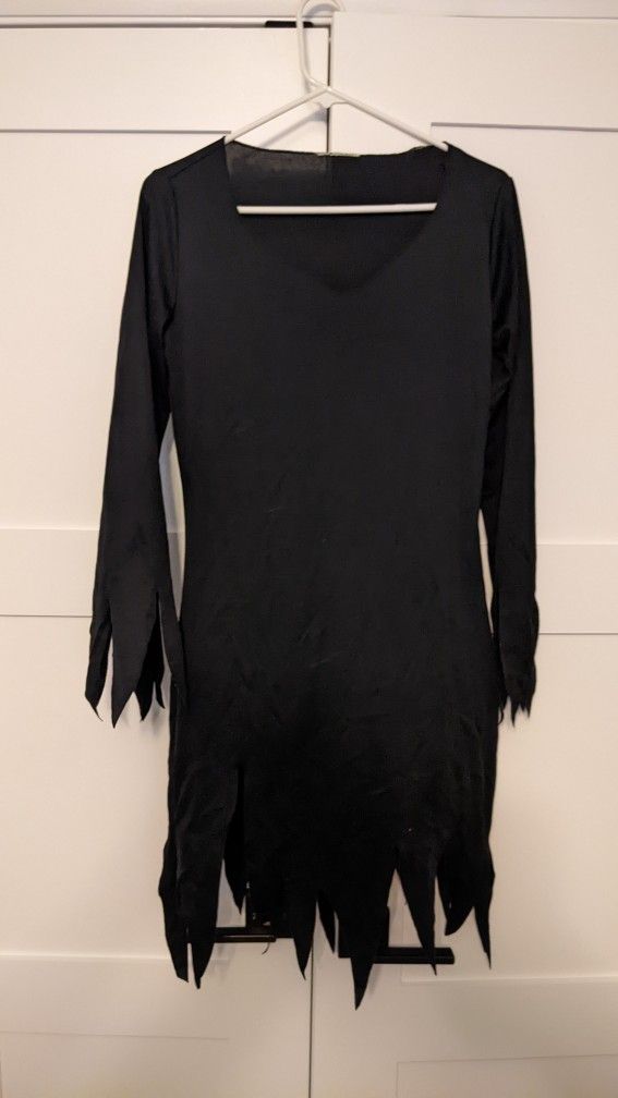 Halloween- Little Black Dress