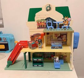 Bluey Supermarket Playset with Figures