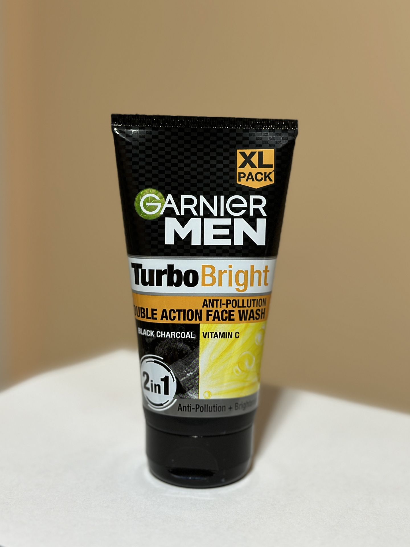 GARNIER MEN TurboBright Face Wash 150g