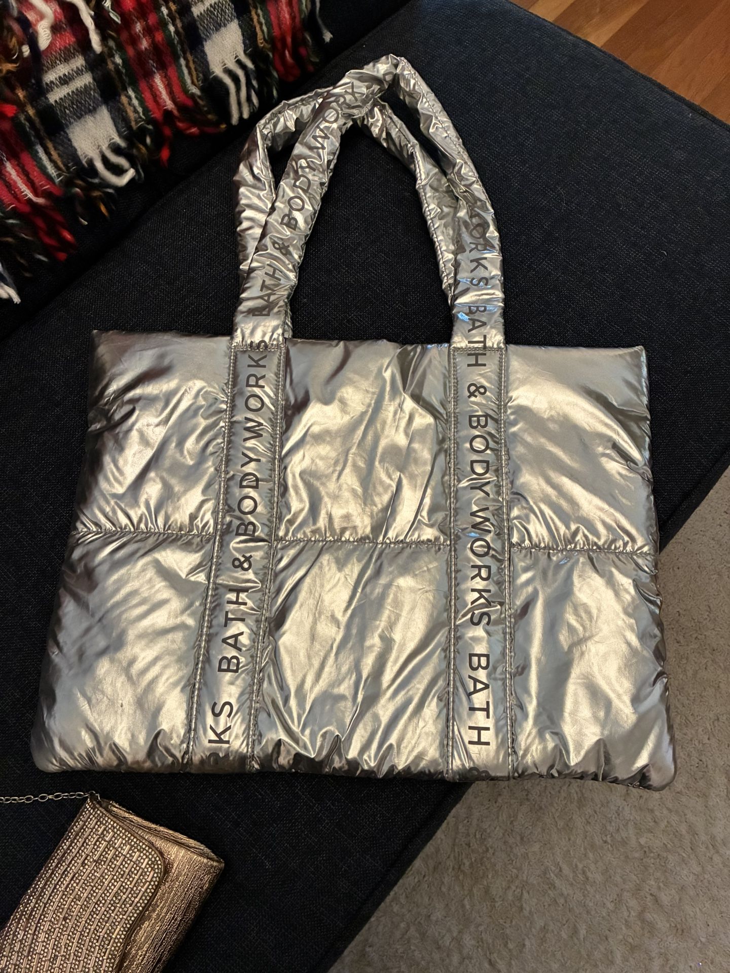 Silver Tote. Clean-like New . Been In Closet. Smoke Free , Pet Free Home.