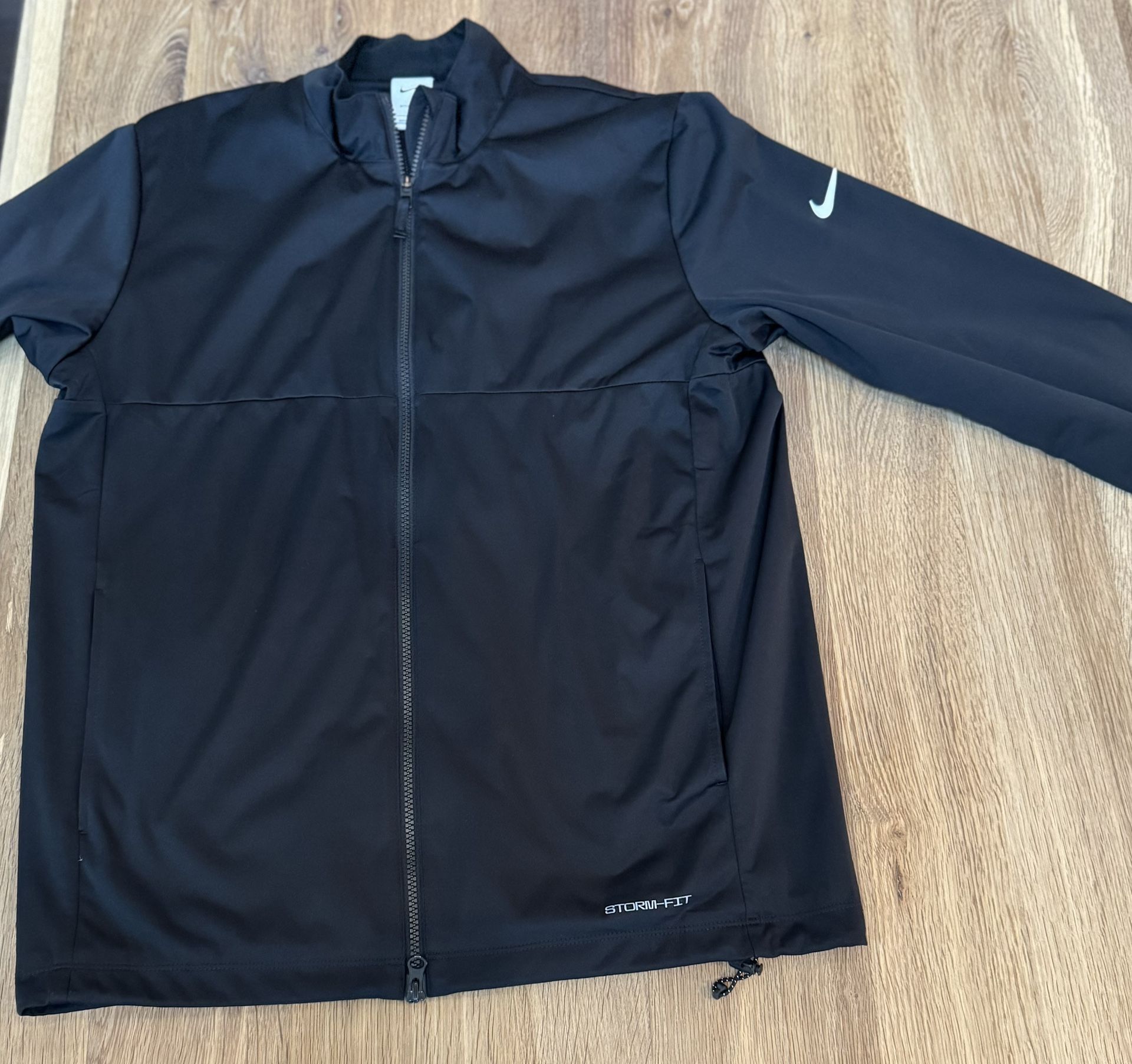 Nike STORM-FIT Golf Jacket - Men’s Medium