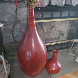 2 VASES