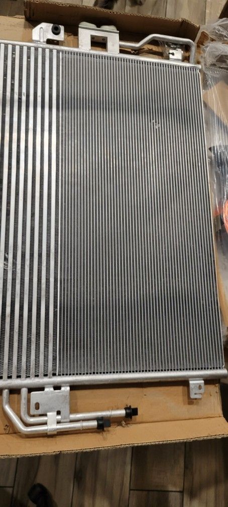 09-12 Ford Escape AC Condenser