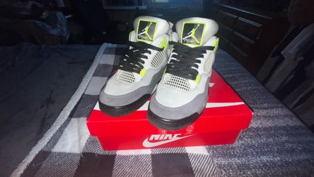 Nike Air Jordan 4 Retro SE "Neon" USA 10