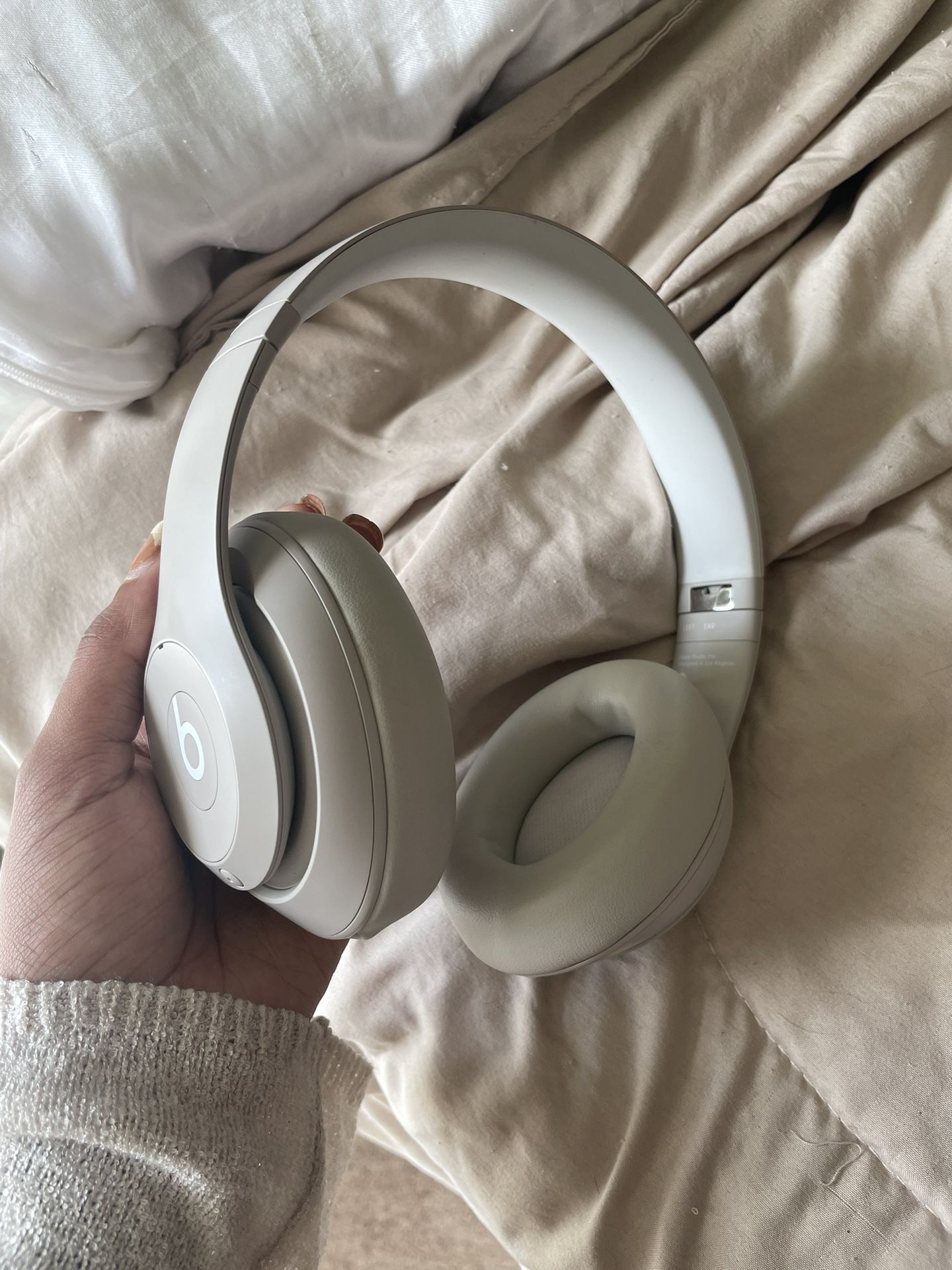 Beats Studio pro