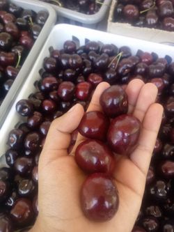 Big sweet cherry picked from today $25 the box