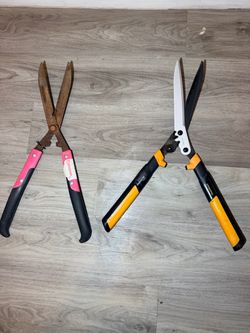 Corona and Fiskars Hedge Shears – Set of 2