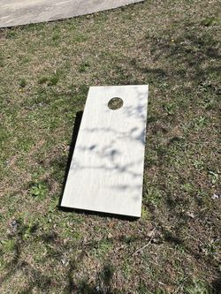 2 Corn Hole Boards And 6 Bean Bags